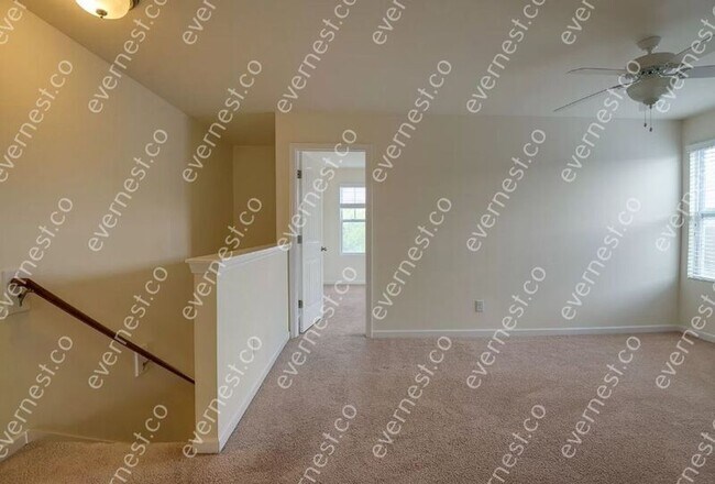 Building Photo - 1628 Stonewater Dr