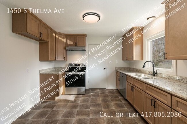 Building Photo - 1450 S Thelma Ave