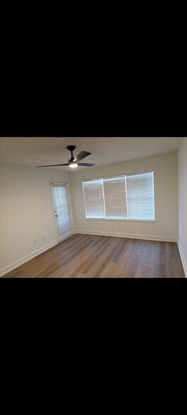 Building Photo - 4940 Windsor Green Way