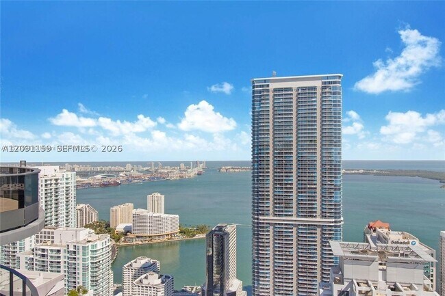 Building Photo - 1000 Brickell Plaza