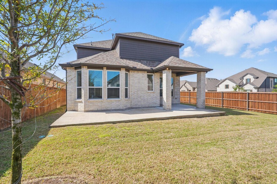 Building Photo - 3003 Wind Knot Way