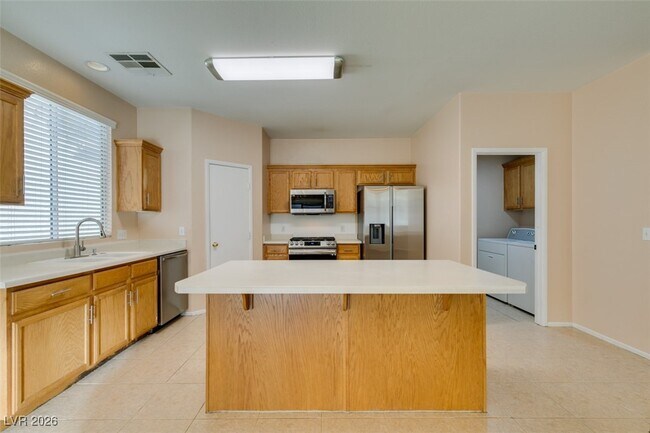 Building Photo - 3609 Mastercraft Ave