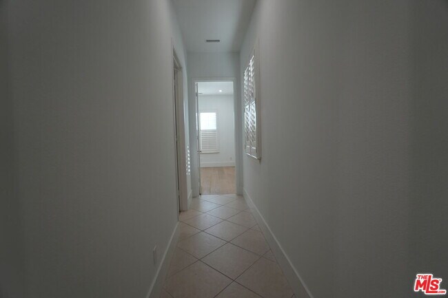 Building Photo - 20451 Via Sansovino