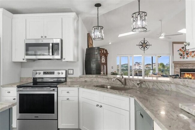 Building Photo - 6029 Bayway Ct