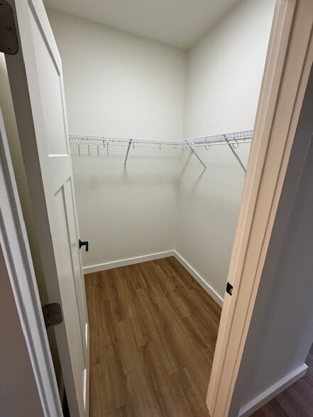 Building Photo - 802 Fritz Ave