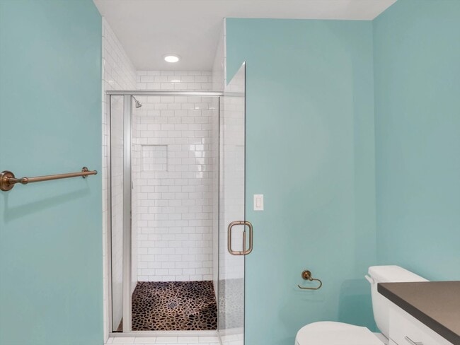 Building Photo - Beautiful Property with Contemporary Flair
