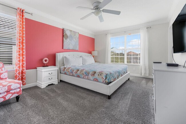 Building Photo - 4718 Kings Castle Cir