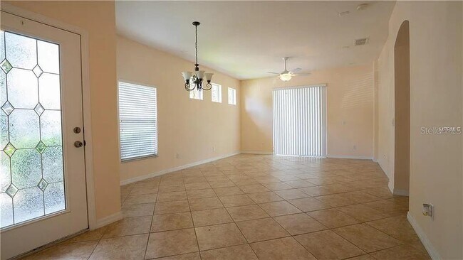 Building Photo - 1530 Travertine Terrace