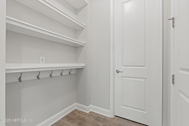 Building Photo - 548 Kendall Crossing Dr