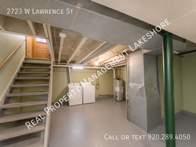 Building Photo - 2723 W Lawrence St
