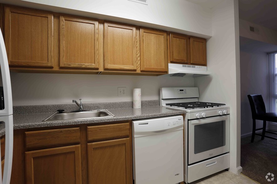 Kitchen - The Landing at Carneys Point