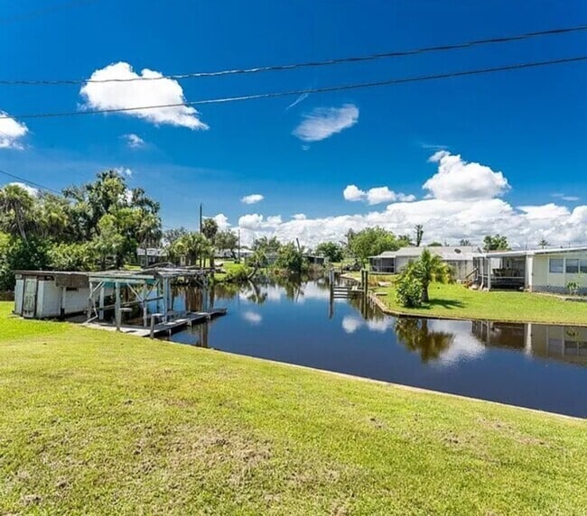 Building Photo - 29171 Orva Dr