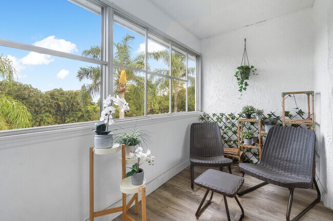 Building Photo - 126 Sparrow Dr