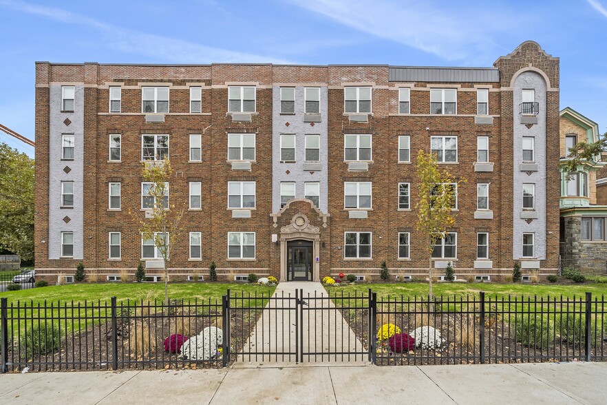 Primary Photo - Overbrook Lofts