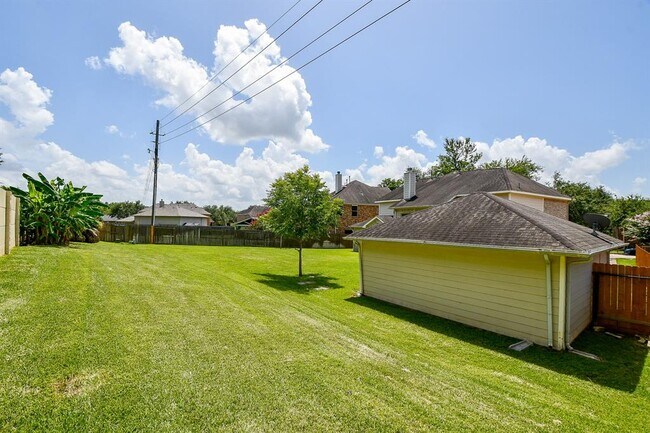 Building Photo - 10919 Cornwall Ln