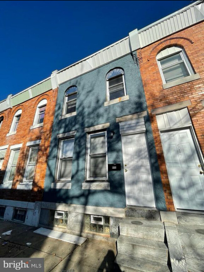 Primary Photo - 515 E Cornwall St