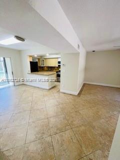 Primary Photo - 8401 SW 107th Ave