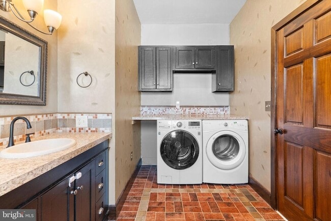 Building Photo - 6 McAllister Church Rd