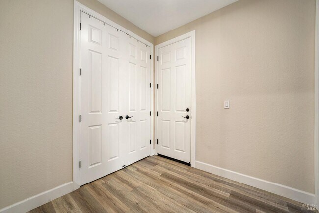 Building Photo - 1245 Pacific Pl