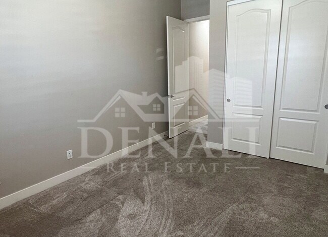 Building Photo - 4638 E Navigator Ln