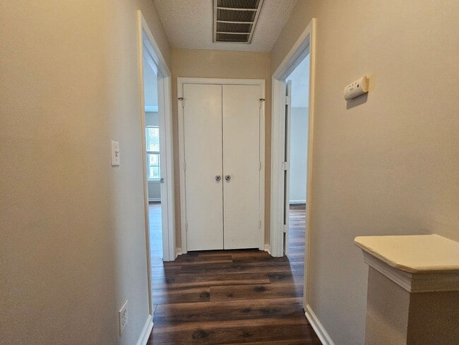 Building Photo - Lake Smith Condos