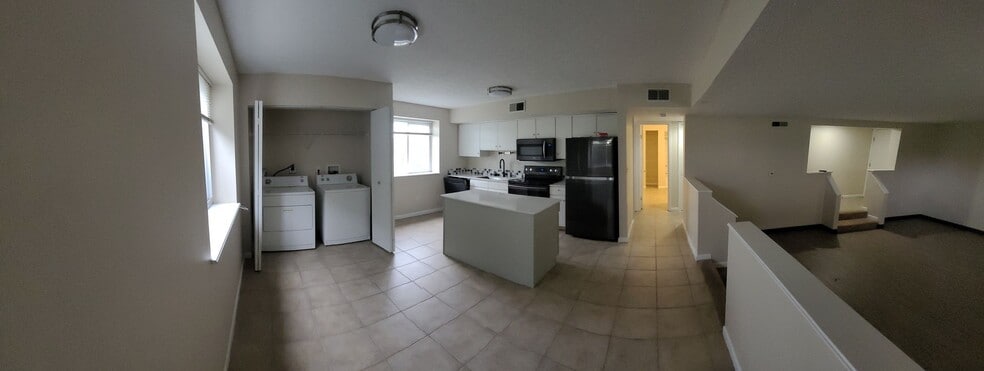 Interior Photo - The Fairway