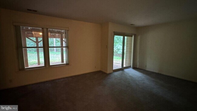 Building Photo - 5957 Cedar Fern Ct
