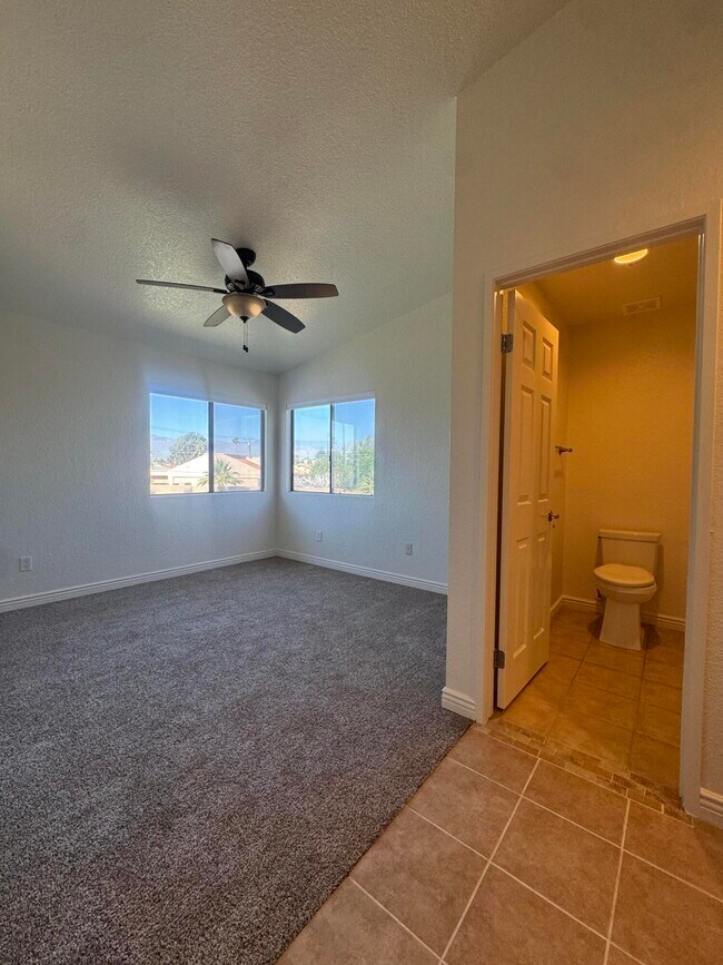 Building Photo - 78650 Ave 42