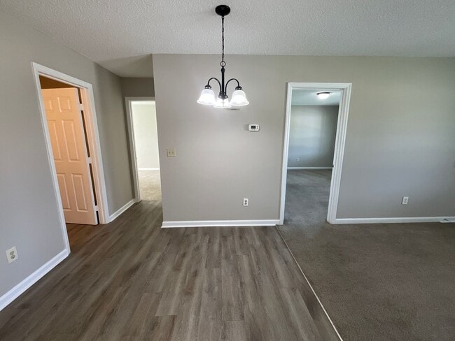 Building Photo - Remodeled High Point home! 3 Bedroom, 2 Ba...