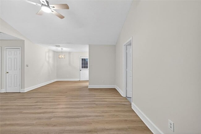 Building Photo - 37 Peach Forest Way