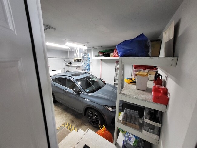 Building Photo - 347 Lake St