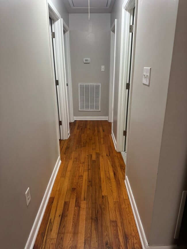 Building Photo - 3 BR 1 BA near Onslow Pines Park
