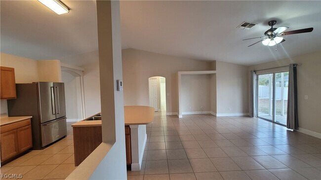 Building Photo - 1225 NW 26th Pl