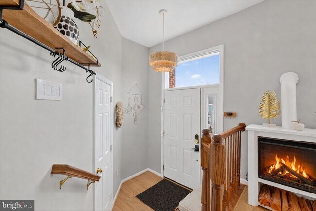 Building Photo - 8713 Wadebrook Terrace