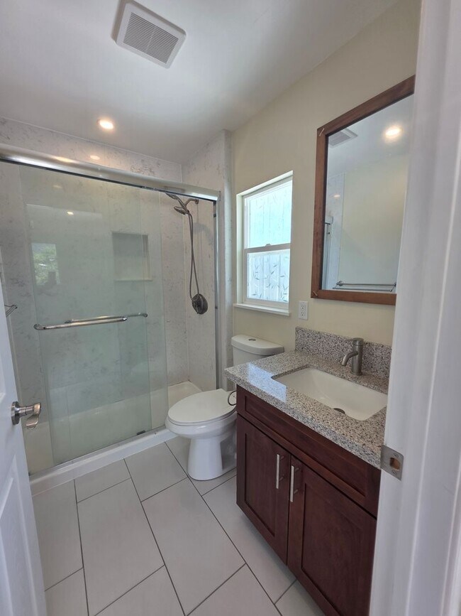 Building Photo - 1030 Kahili Pl