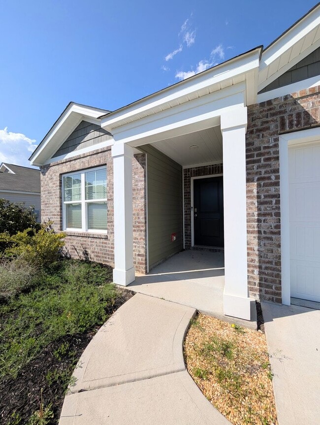 Building Photo - Whitehall Community 3-Bed & 2-Bath Long Term Rental , Longs SC