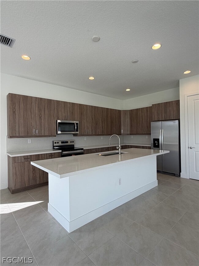 Building Photo - 5166 Julienne Rd