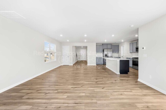 Building Photo - 15126 Windy Plns Rd