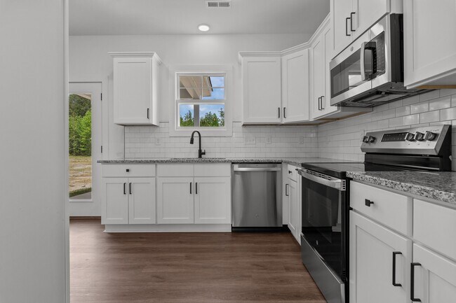 Building Photo - 1571 Scull Rd