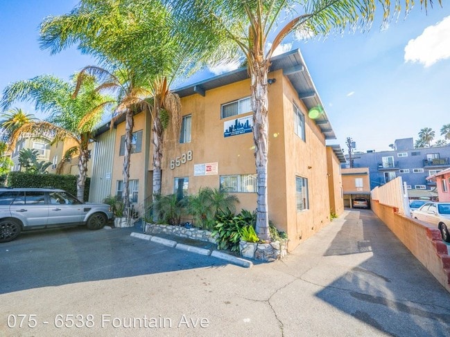 Building Photo - 6538 W Fountain Ave