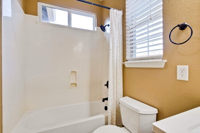 Building Photo - 309 Rayos Del Sol Dr