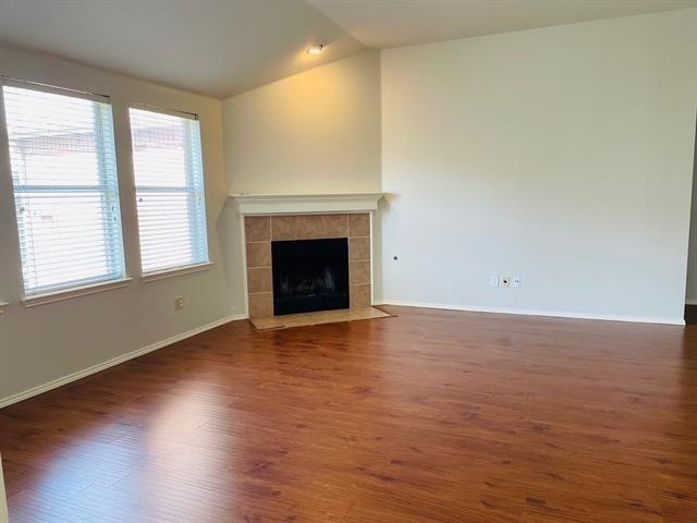 Building Photo - 5721 Mariposa Dr