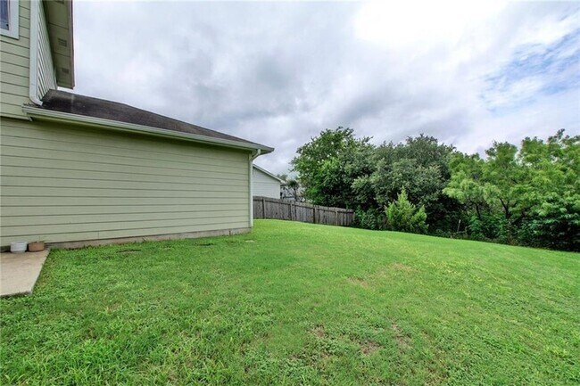 Building Photo - 13905 Briarcreek Loop