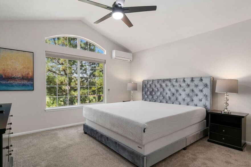 Building Photo - 2667 Whitetail Cir