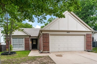Building Photo - 4653 Feathercrest Dr