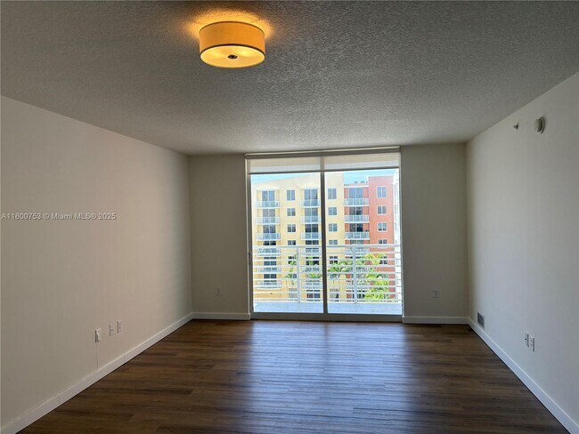 Building Photo - 2775 NE 187th St