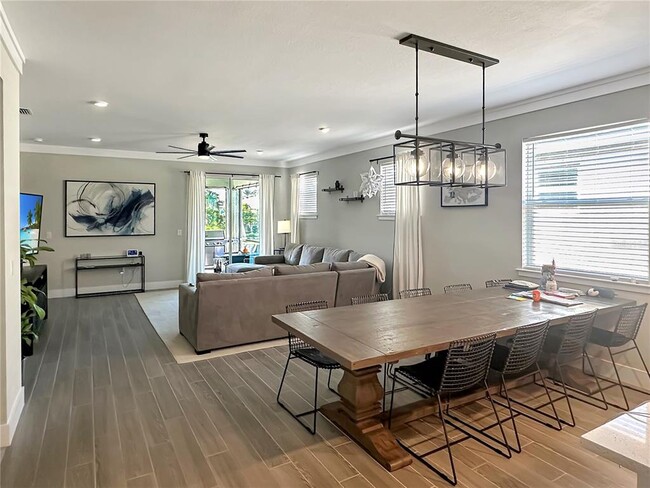 Building Photo - 11965 Bohemian Pl