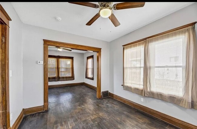 Building Photo - 3 Bedroom Home in Old Brooklyn