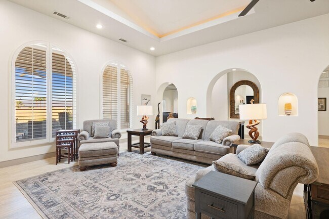 Building Photo - 73110 Calliandra St