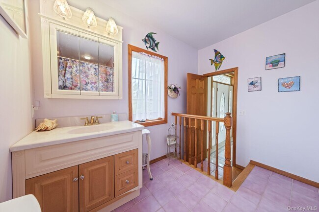 Building Photo - 5 Ocean View Ave